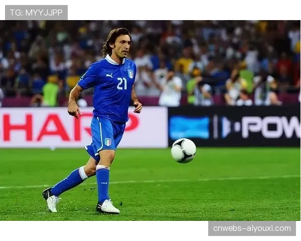 退役名将皮尔洛在专栏中分析：现代意甲中场球员的角色与职责演变。